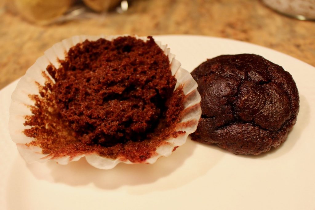 Ultra moist low-carb, high-fat Chocolate Cupcake